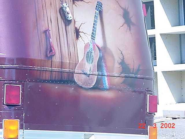 nelsonguitar.jpg